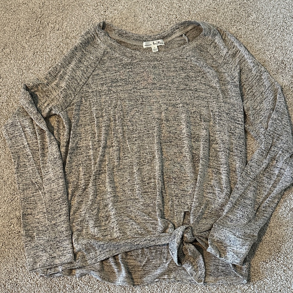 Nine Britton Heather Gray Long Sleeve Tie-Front Top